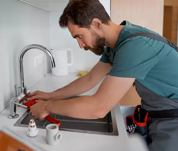 Professional Faucet Replacement Specialist in Dinuba, CA: Schedule Affordable Faucet Replacement Services with Us
