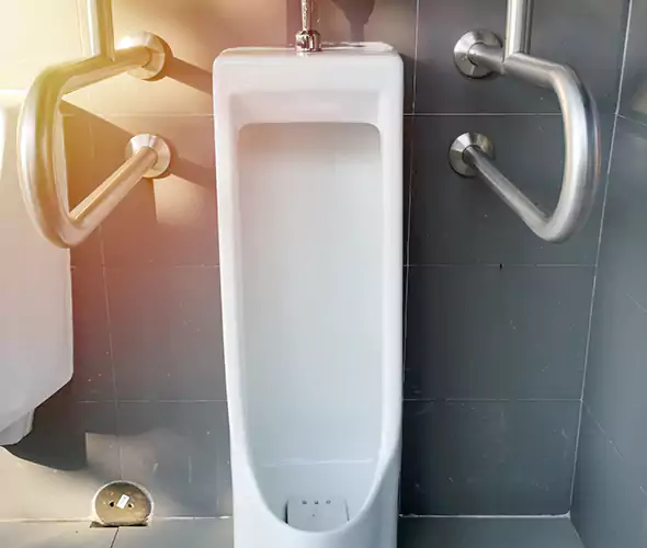 Expert Urinal Installation in Dinuba, CA: Schedule Reliable Plumbing Services with Us