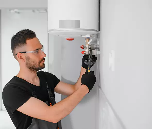 Expert Plumber for Water Heater Expansion Tank Installation in Dinuba, CA