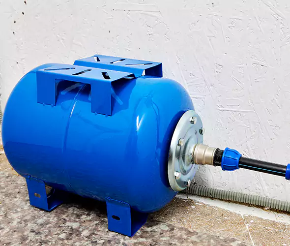 Expert Plumber for Well Pressure Tank Replacement in Dinuba, CA: Schedule Affordable Tank Replacement Services with Us